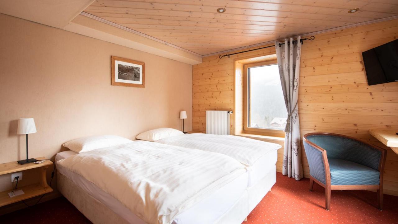 Hotel Suisse Champery Exterior photo