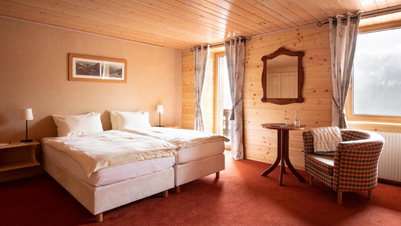 Hotel Suisse Champery Exterior photo